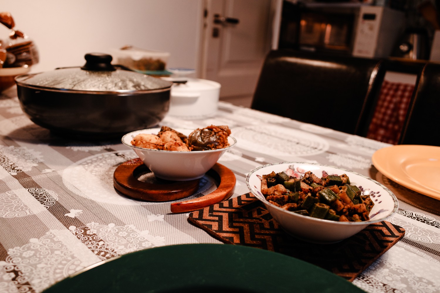 Leiden - Chris A James