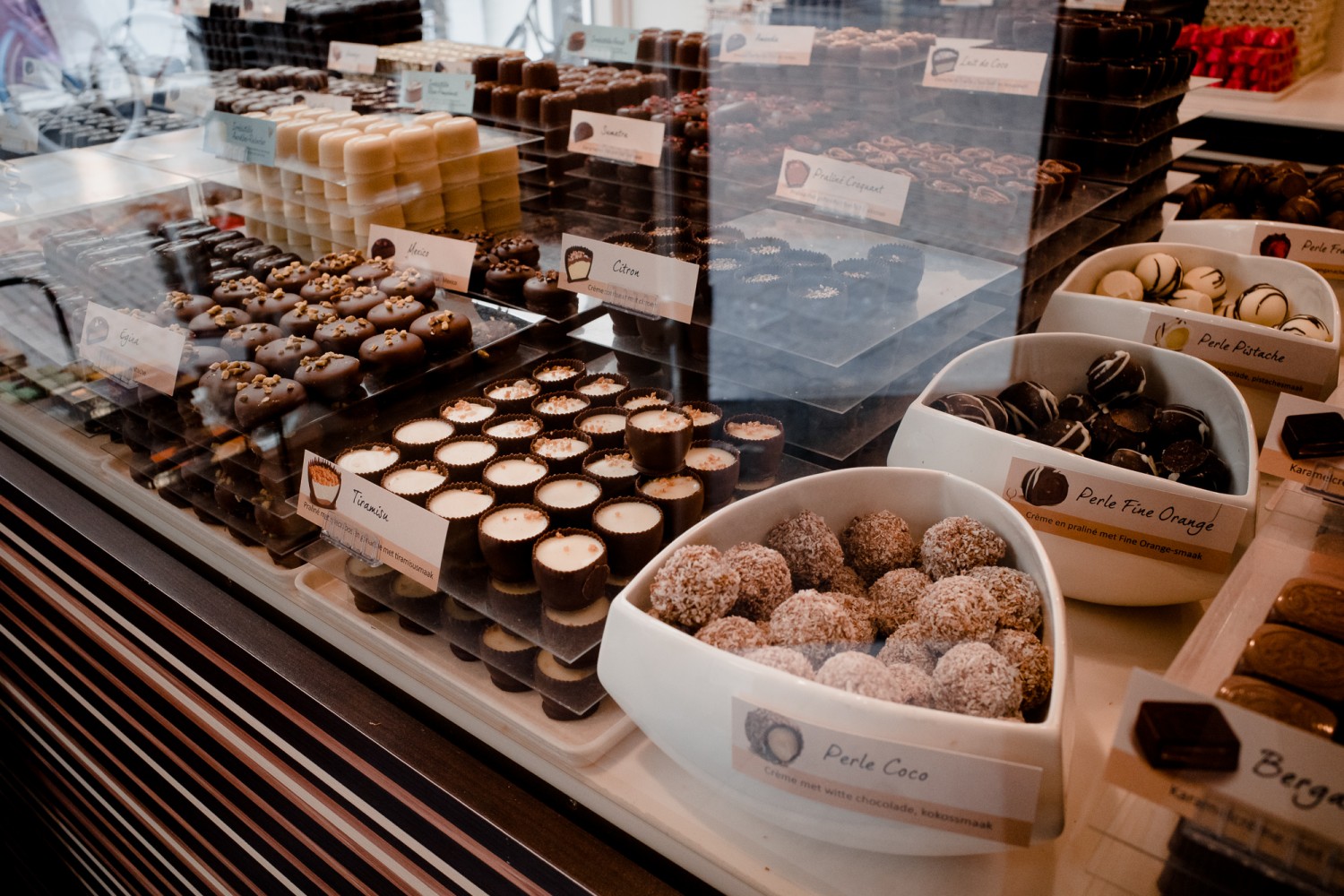 Leiden - Chris A James