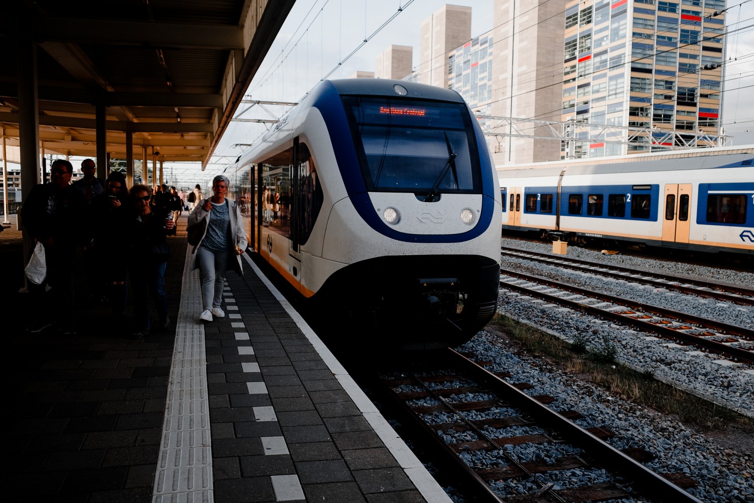 Leiden - Chris A James